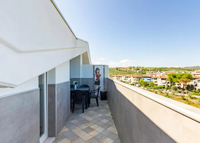 Διαμέρισμα Mansarda Zara 4p - Myho Casa *