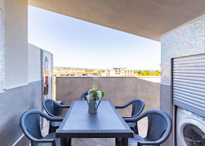 Mansarda Zara 4p - Myho Casa アパート ヴァスト